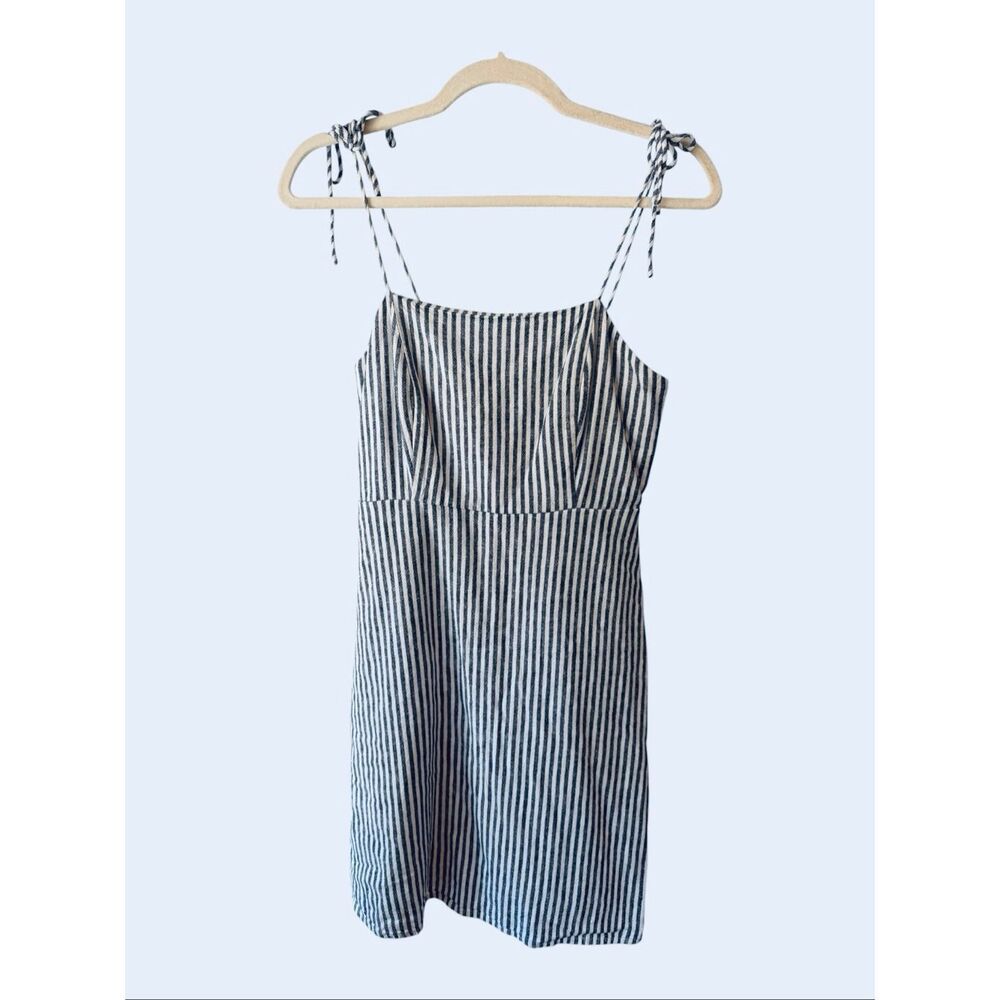 Old Navy Striped Linen Blend Tie Strap Mini Dress Smocked Blue White Small S - Picture 1 of 5